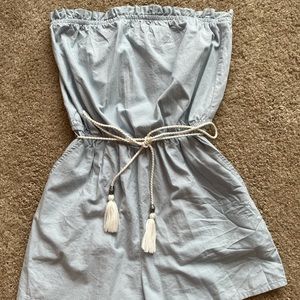 Strapless denim-like romper